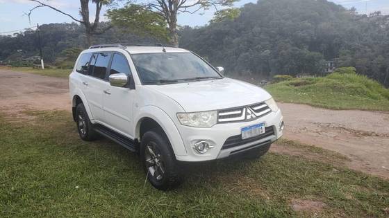 MITSUBISHI PAJERO DAKAR 3.5 HPE 7 LUGARES 4X4 V6 24V FLEX 4P AUTOMÁTICO